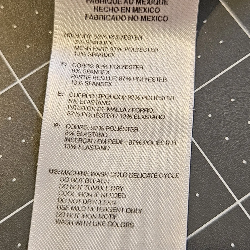 Exercise top - Picture 4 of 4